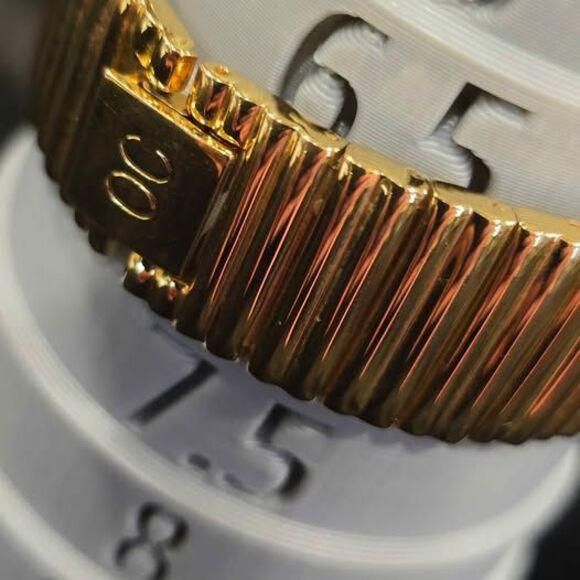 Oleg Cassini Quartz Watch main image 7